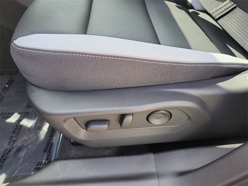 New 2025 Buick Envision Sport Touring image 19