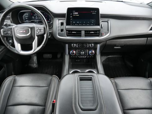 Used 2023 GMC Yukon SLT image 10