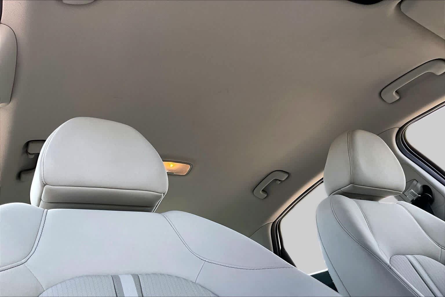Used 2025 Hyundai Sonata SEL FWD image 13