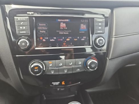 Used 2020 Nissan Rogue S AWD/4WD image 20
