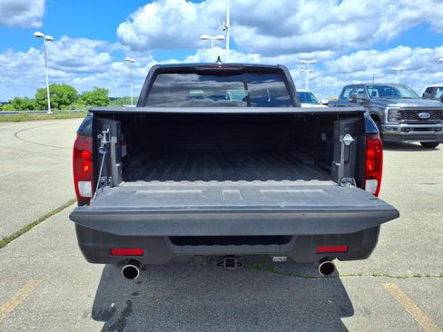Used 2024 Honda Ridgeline Sport image 19