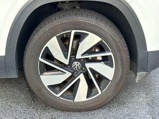 Used 2025 Volkswagen Atlas SE FWD video 2