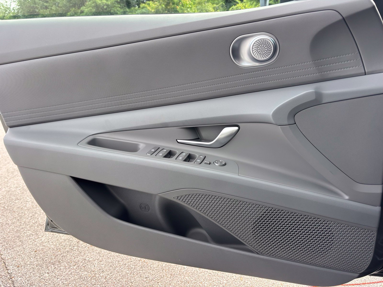 New 2026 Hyundai Elantra SE FWD image 10
