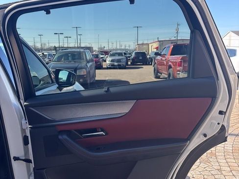 Used 2025 MAZDA CX-70 Plug-In Hybrid w/ Premium Plus image 24