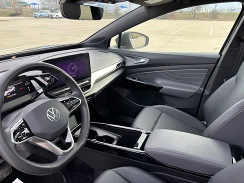 Used 2023 Volkswagen ID.4 Pro S image 18