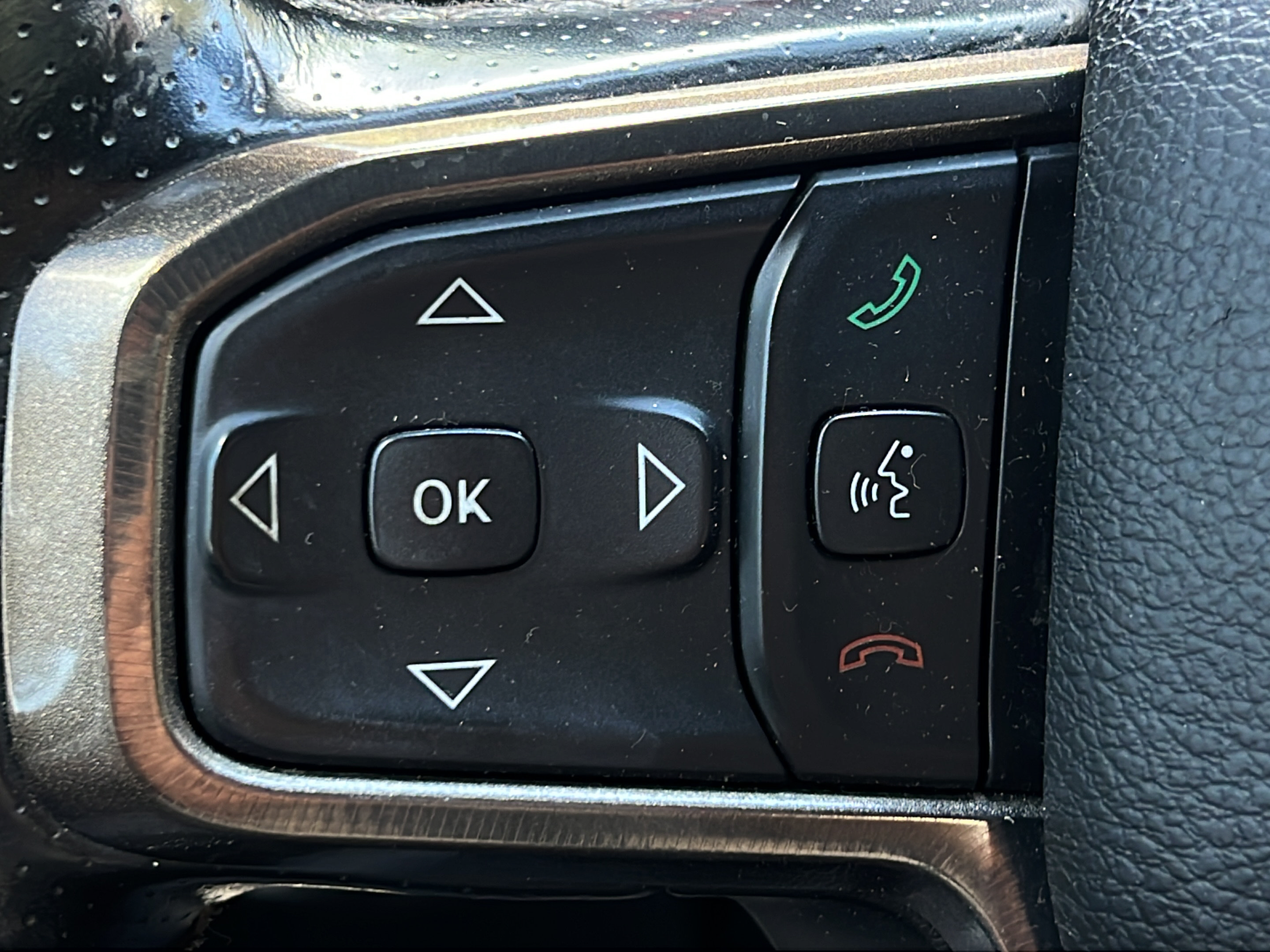 Used 2022 RAM 1500 Sport w/ Rebel Level 2 Equipment Group AWD/4WD image 19
