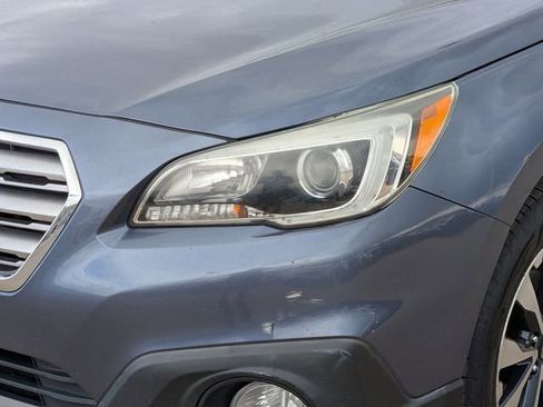 Used 2015 Subaru Outback 2.5i Limited AWD/4WD image 11