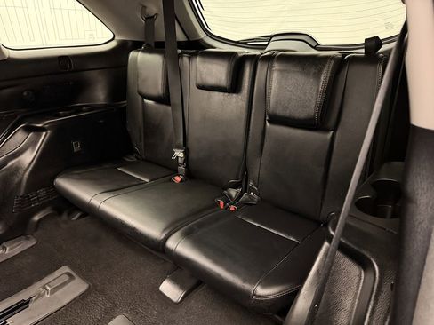 Used 2018 Toyota Highlander Limited Platinum image 31