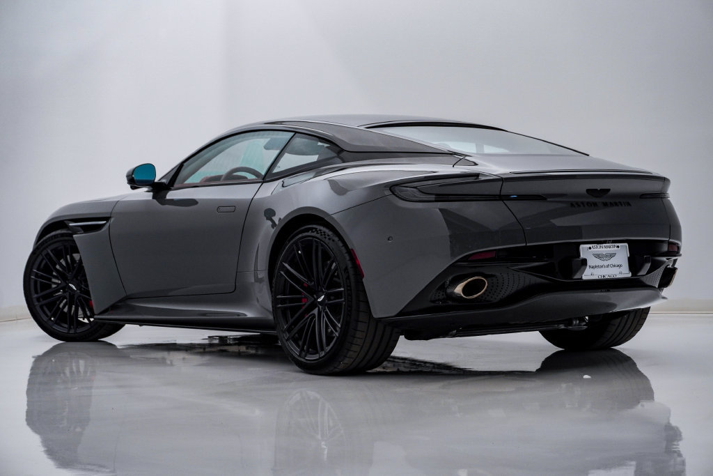 Used 2024 Aston Martin DB12 Coupe RWD image 8
