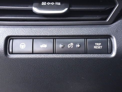Used 2022 Nissan Altima 2.5 SV w/ SV Premium Package AWD/4WD image 10