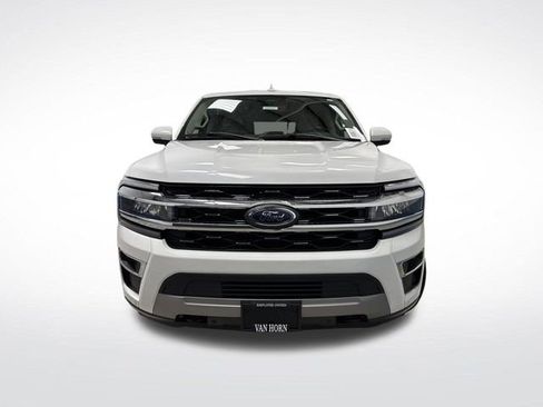 Used 2022 Ford Expedition Max Limited image 12
