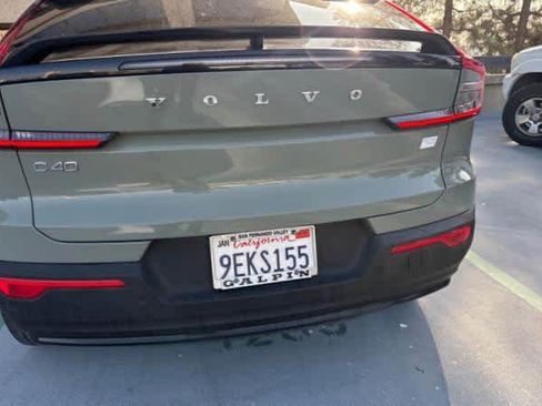 Used 2023 Volvo C40 P8 Recharge Ultimate image 5