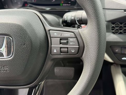 Certified 2025 Honda Accord SE image 10