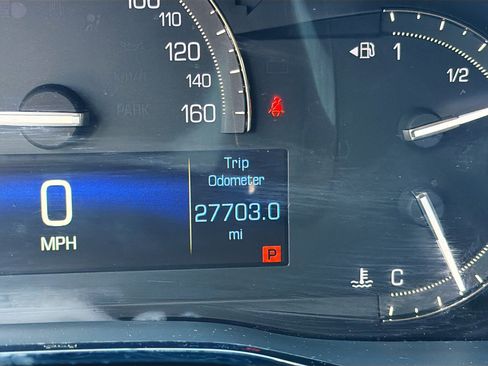 Used 2019 Cadillac XT5 Luxury image 40