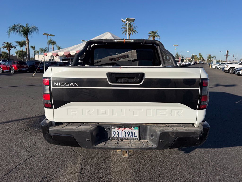 Used 2024 Nissan Frontier SV w/ Hardbody Edition AWD/4WD image 3