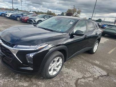 Used 2024 Chevrolet Trax LS w/ LS Convenience Package