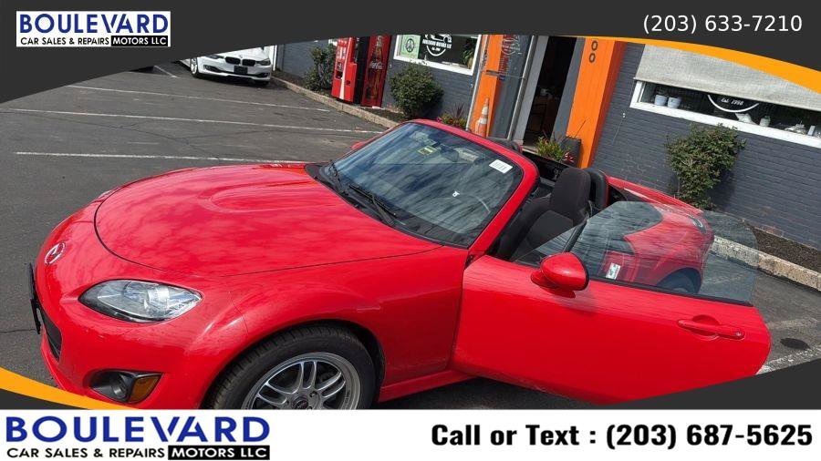 Used 2010 MAZDA MX-5 Miata Sport RWD image 30
