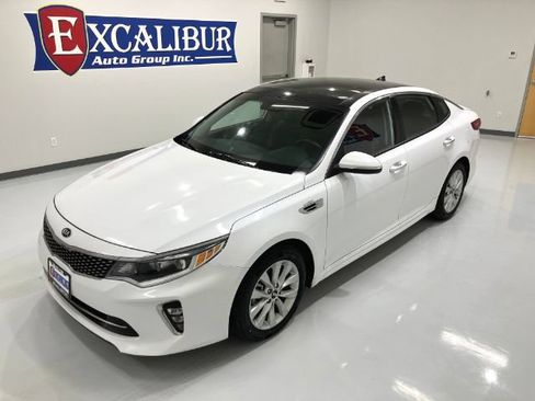 Used 2018 Kia Optima S w/ Panoramic Sunroof Package FWD image 55