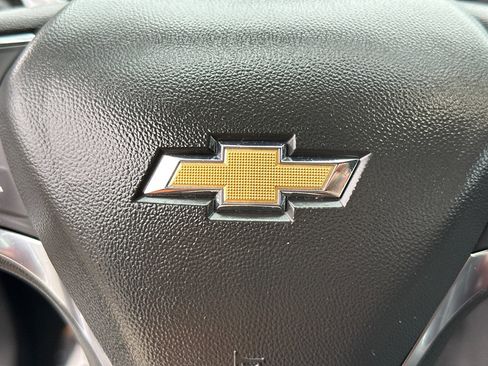 Used 2024 Chevrolet Malibu LT image 24