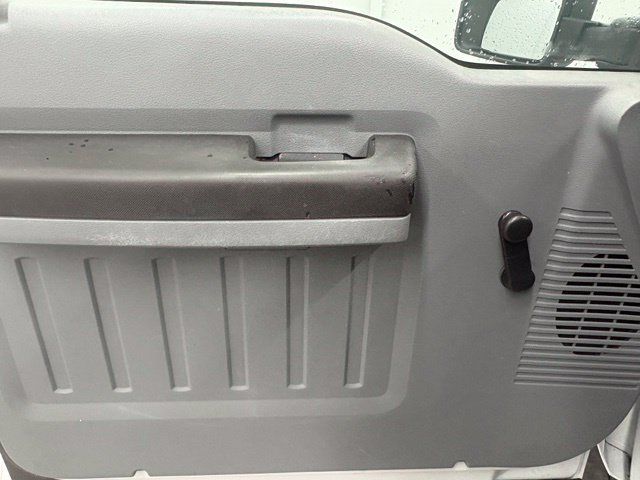 Used 2011 Ford F250 XL RWD image 11