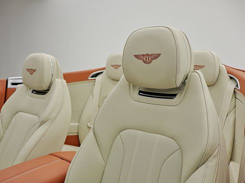 New 2026 Bentley Continental GTC image 43