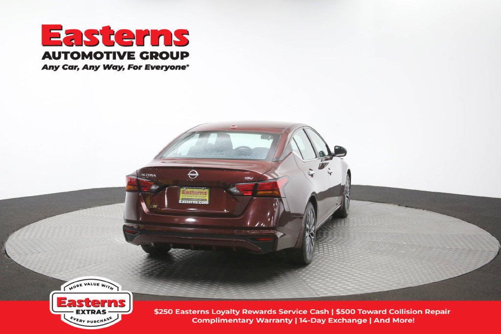 Used 2023 Nissan Altima 2.5 SV FWD image 39