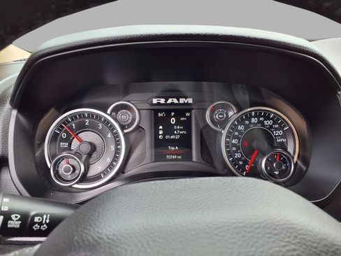 Used 2020 RAM 1500 Big Horn AWD/4WD image 16