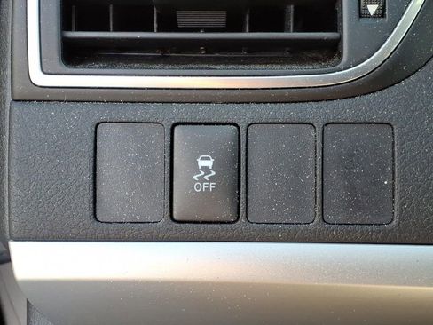 Used 2015 Toyota Camry SE image 20