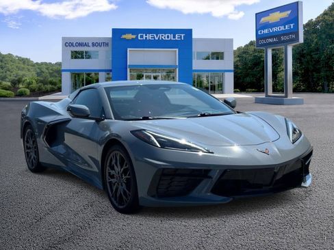 Used 2024 Chevrolet Corvette Stingray Convertible RWD image 8