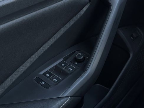 New 2025 Volkswagen Jetta S image 28