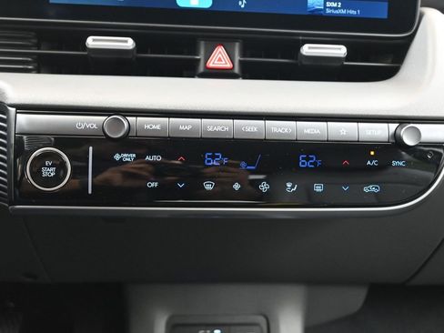 New 2025 Hyundai Ioniq 5 SEL image 33