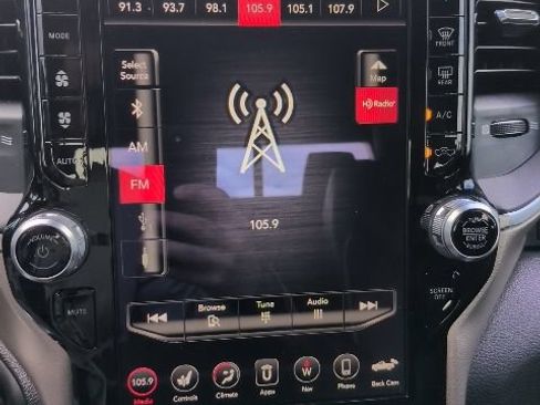 Used 2019 RAM 1500 Laramie RWD image 14