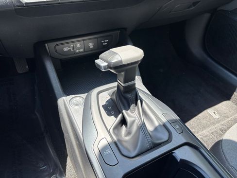 Used 2025 Kia K4 FWD image 37