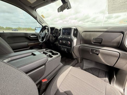 Used 2022 Chevrolet Silverado 1500 RST RWD image 38
