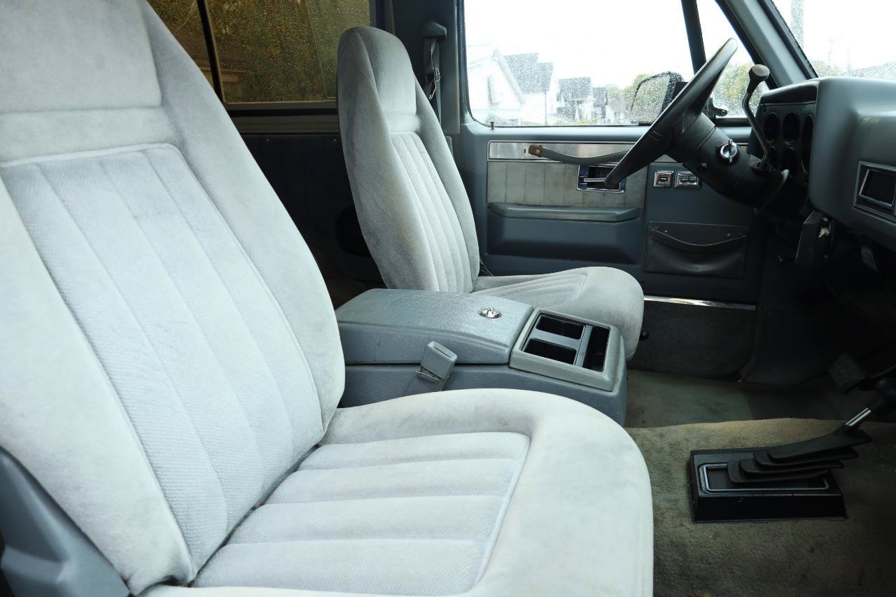 Used 1990 Chevrolet Blazer 4WD image 27