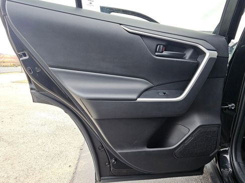 Used 2024 Toyota RAV4 LE image 21