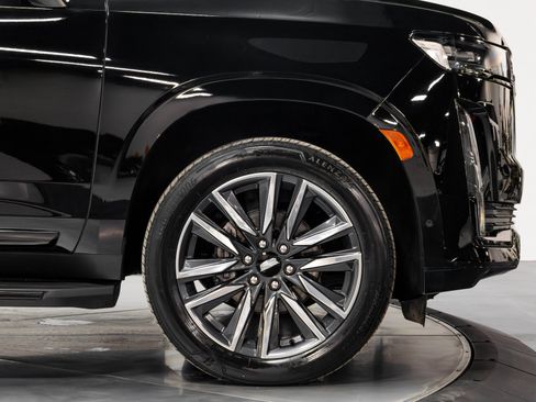 Used 2022 Cadillac Escalade Sport w/ Touring Package AWD/4WD image 17