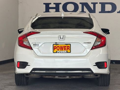 Used 2020 Honda Civic Touring image 4