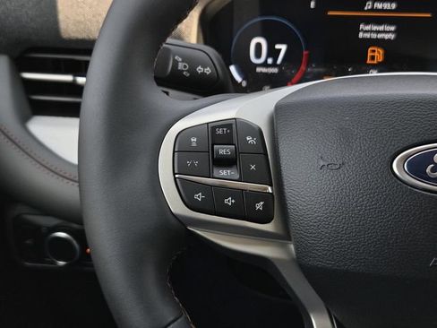 New 2026 Ford Explorer Active RWD image 19