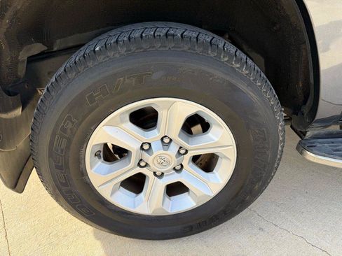 Used 2019 Toyota 4Runner SR5 image 22