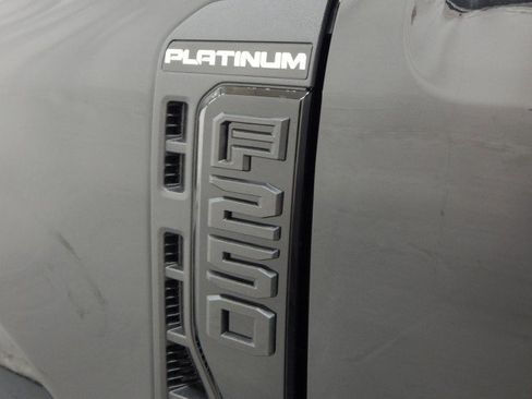 New 2025 Ford F250 Platinum image 8