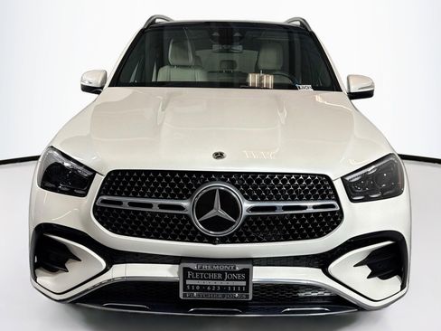 Certified 2024 Mercedes-Benz GLE 450e 4MATIC image 2