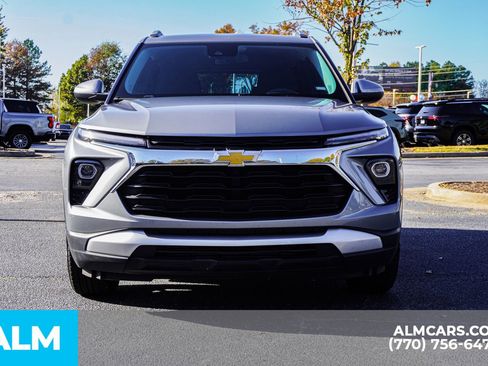 Used 2025 Chevrolet TrailBlazer LT image 11