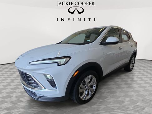 Used 2025 Buick Encore GX Preferred FWD image 1