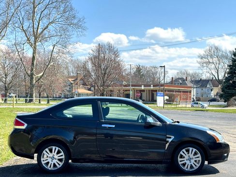 Used 2009 Ford Focus SE image 12