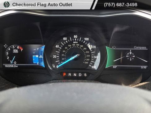 Used 2016 Ford Fusion Titanium FWD image 13