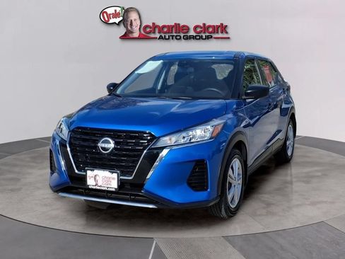 Used 2024 Nissan Kicks S FWD image 1