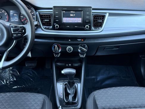 Used 2018 Kia Rio S image 23