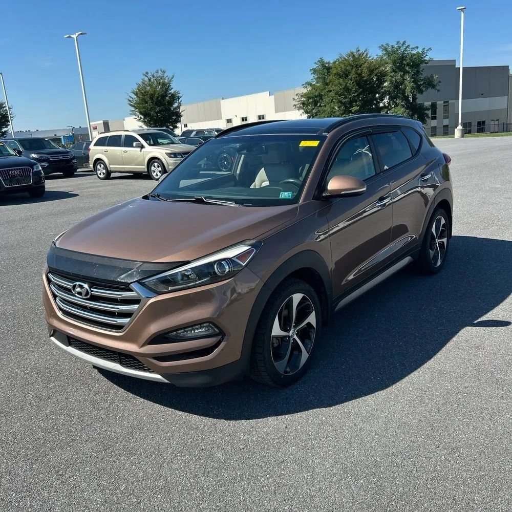 Used 2017 Hyundai Tucson Limited w/ Limited Ultimate Package 03 AWD/4WD image 1