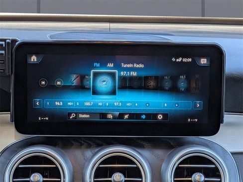 Used 2022 Mercedes-Benz GLC 300 image 18